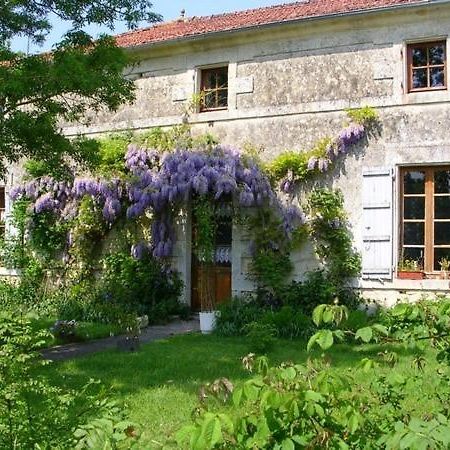 La Ferme De Magnantru Perigne Exterior photo
